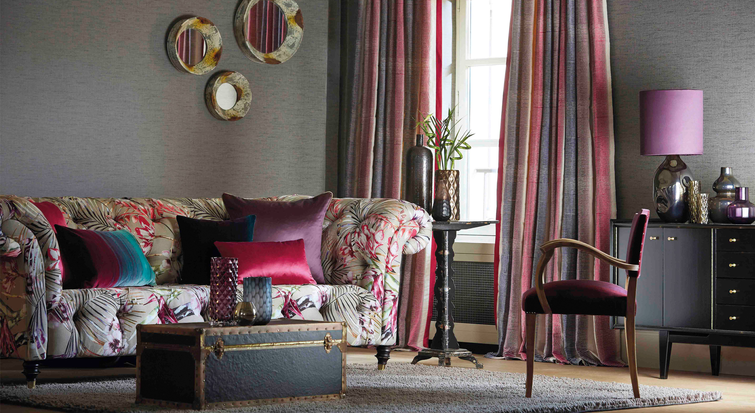 Contract curtains, domestic curtains, commercial curtains in Sussex, Surrey and the South East